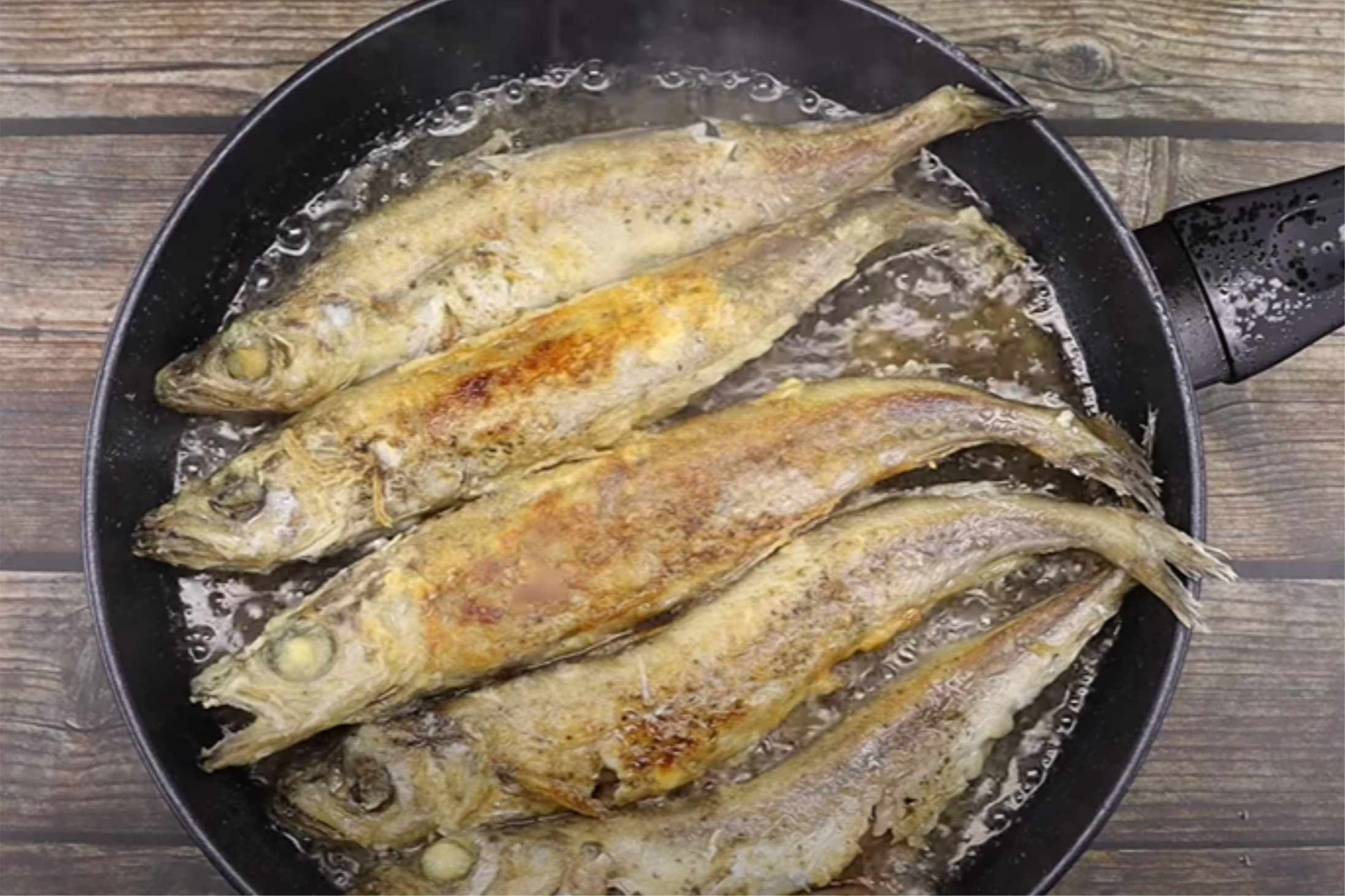 Рецепт: Рыба, тушеная с овощами - Путассу быстро и очень вкусно